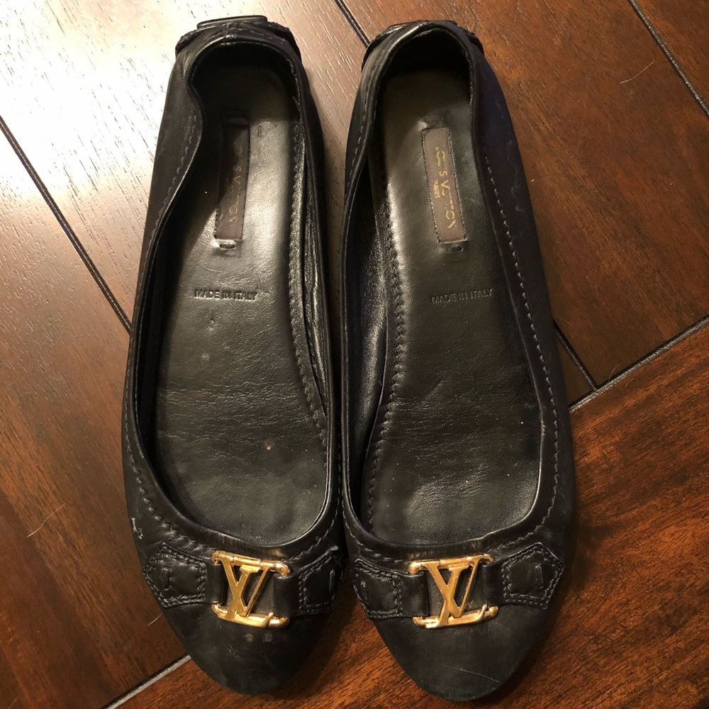Louis Vuitton Paris Black Leather Flats